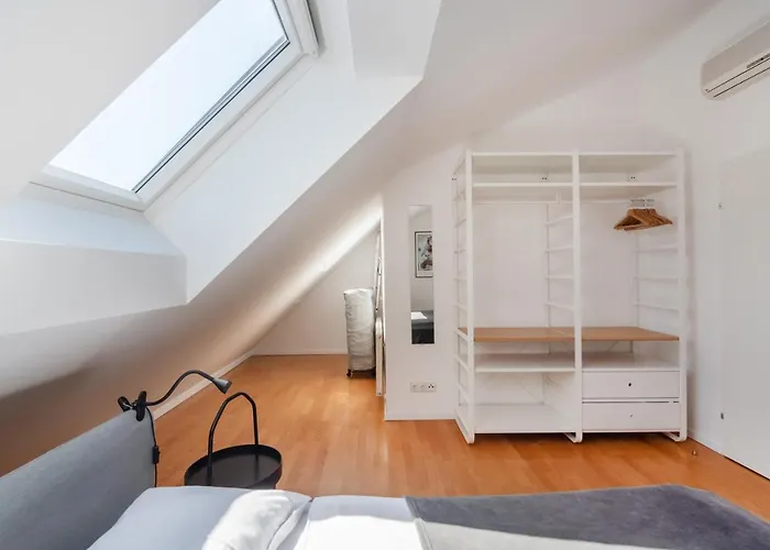 Roof With Terrace, Parking And Ac