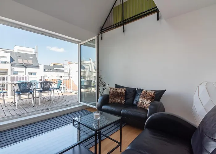 Roof With Terrace, Parking And Ac Apartment Vienna