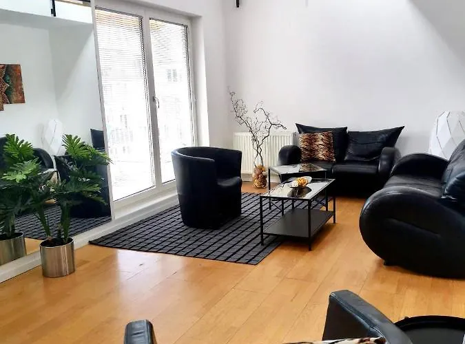 Roof With Terrace, Parking And Ac Apartment Vienna
