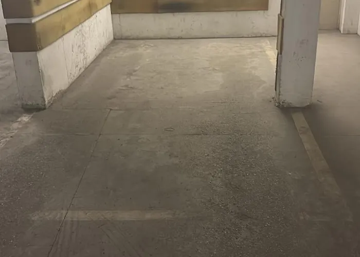 Roof With Terrace, Parking And Ac Apartment Vienna